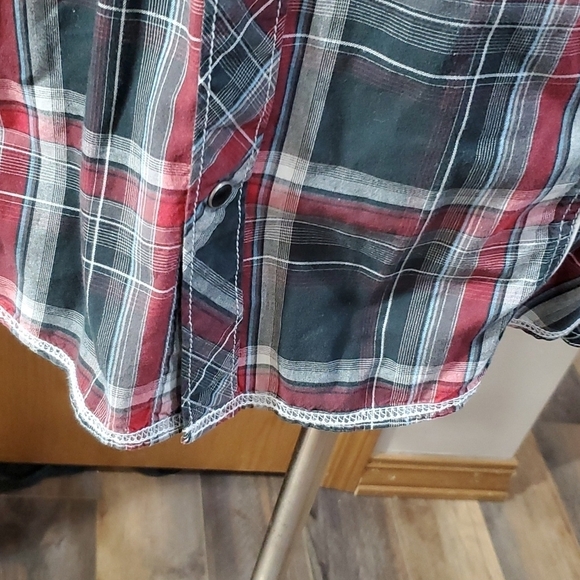Bke athletic fit red black plaid pearl snap western style shirt - Picture 3 of 7